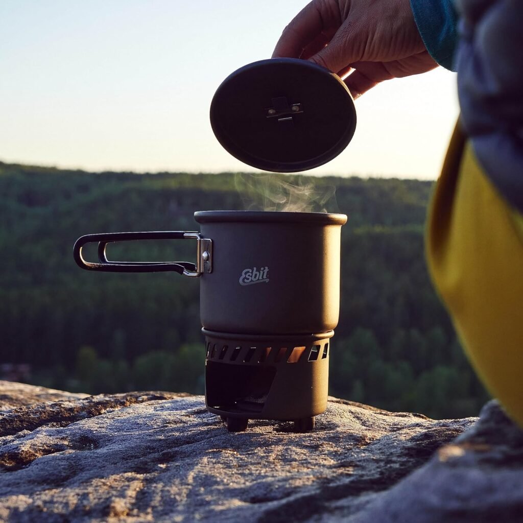 Your #1 Outdoor Cooking Guide: Essential Gear and Tips for a Successful Campfire Cuisine 1 Outdoor cookware